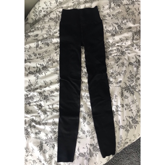 Fabletics Pants - High-Waisted Sculpknit Legging